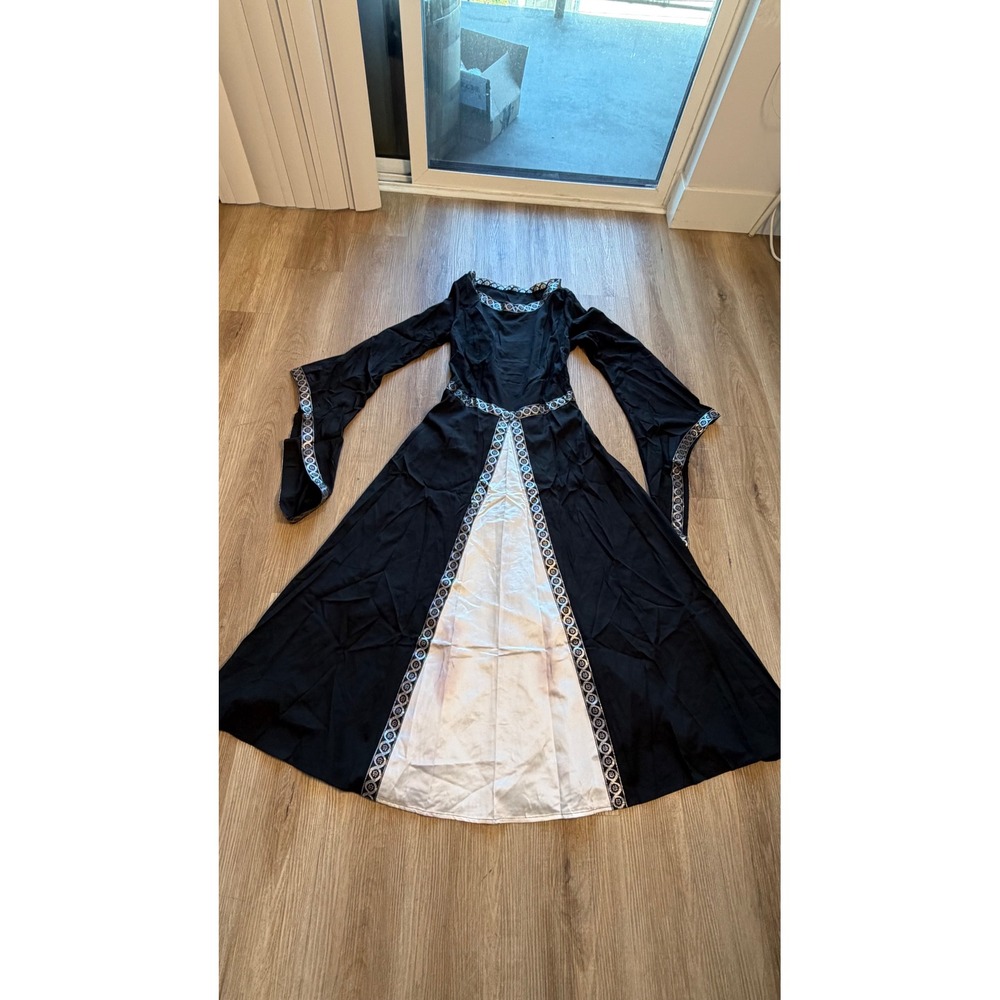 Medieval Renaissance Gown Black Silver Trim Bell Sleeve Lace Up Back Costume